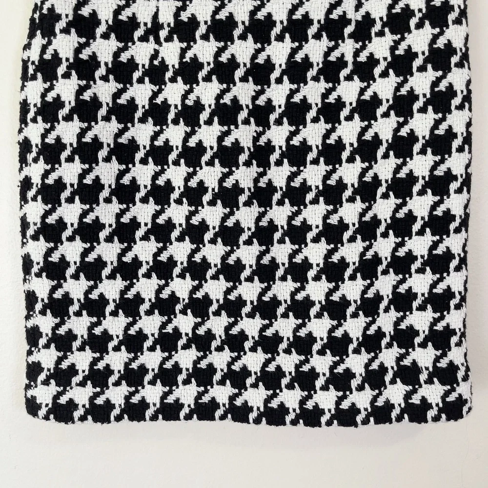 L'AGENCE Livia Houndstooth Mini Skirt - Picture 6 of 13